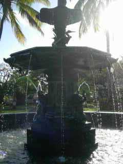 Fontaine devant la mairie