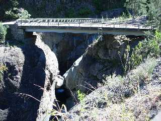 Pont sur le Bras Rouge, route d'let  Cordes