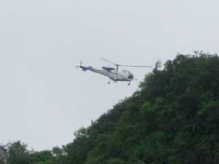 Hélicoptère au-dessus du Bras de la Plaine