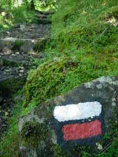 Sentier vers le Col du Tabit