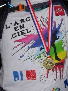 Tee-shirt et mdaille Arc-en-ciel 2008