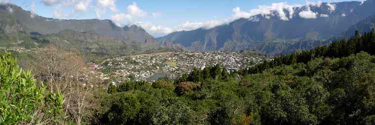 Cilaos depuis la Roche Merveilleuse