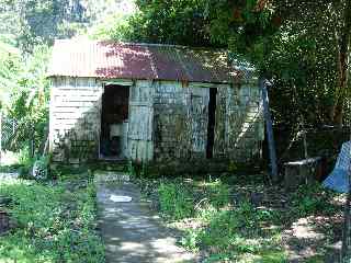 Case abandonne  Grand Bassin