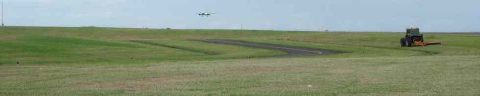 B777 d'Air Austral en finale piste 14  Gillot