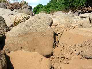 Rochers dans la rivire d'Abord