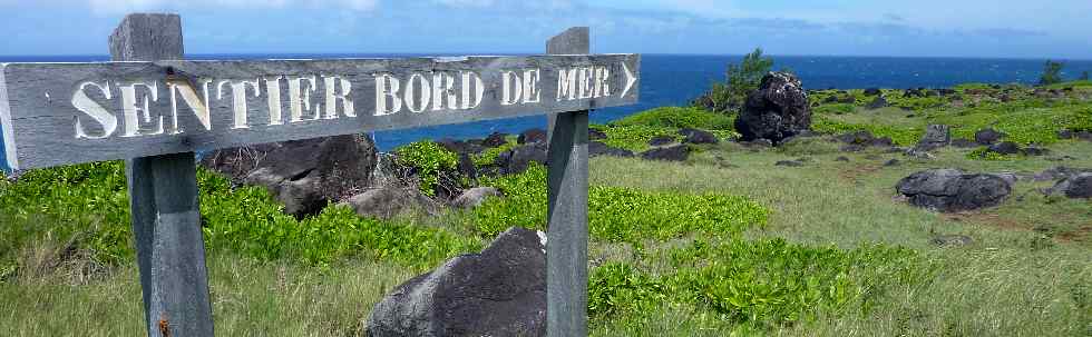 Sentier bord de mer