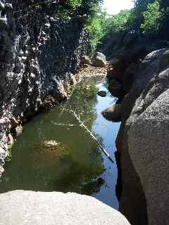 Bassin dans la rivire d'Abord