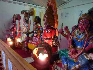 St-Pierre - Dipavali 2010 - Statues en bois