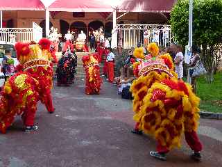 Danse du lion  la Mdiathque de St-Pierre - 2011