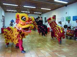 Danse du Lion  la Mdiathque de St-Pierre