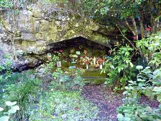 Sentier de Grand Galet-Volcan - oratoire