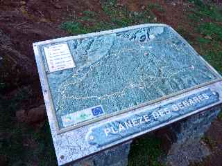 Sentier du Gîte des Tamarins au Grand Bénare -  Plan du massif