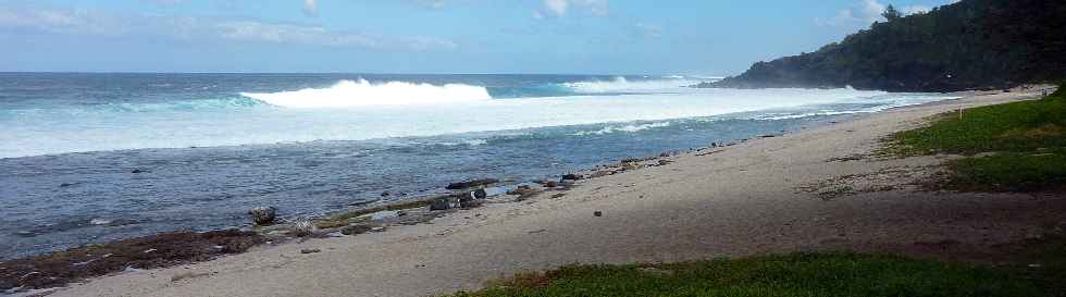 Plage de Grande Anse - houle du 3 aot 2011 -