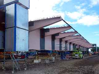 Chantier de la construction du pont sur la rivire Saint-Etienne - Aot 2011 - Charpente mtallique lance