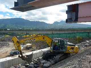 Chantier de la construction du pont sur la rivire Saint-Etienne - Aot 2011 - Paroi moule et cule C9