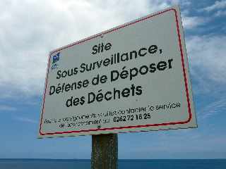 De Langevin  Vincendo - Sentier littoral - Site sous surveillance