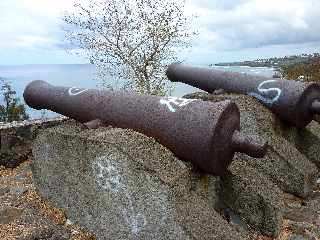 Saint-Leu - Ravine de la Fontaine - Canons