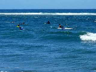 Etang-Sal les Bains 2011 - Le Banc -Surfers et baigneurs