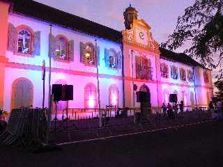 Mairie de St-Pierre - Illumination du 26 novembre 2011 - Fanal Festival