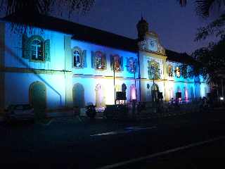 Mairie de St-Pierre - Illumination du 26 novembre 2011 - Fanal Festival