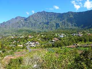 Cilaos - Bonnet de Prtre  - Vue sur Cilaos