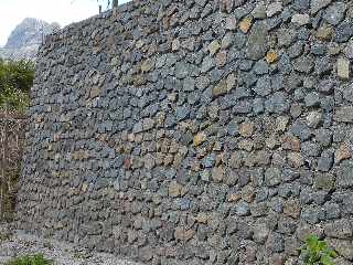 Palmiste Rouge -  Mur de soutnement