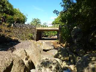 St-Leu - Pont de la  D13 sur la Ravine de la Fontaine