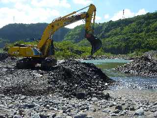 4 avril 2012 - Travaux de rétablissement du passage au Ouaki