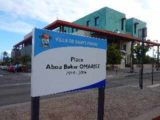 St-Pierre - Mail - Place Abou Bakar Omarjee