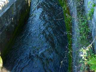 Canal de dcharge du rservoir SAPHIR de Dassy