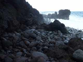 St-Joseph - Plage de galets - Vers le Cap Chevron