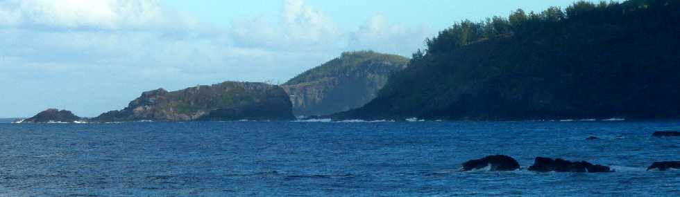 Petite-île et Piton de Grande Anse