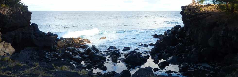 St-Joseph - Littoral vers la Pointe de la Cayenne - Crique