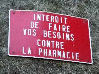 Panneau "interdit de faire ..."