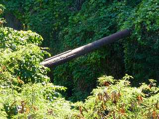 St-Joseph - Canalisation traversant la Rivire des remparts