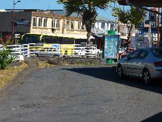 St-Joseph - Arrive du Car Jaune