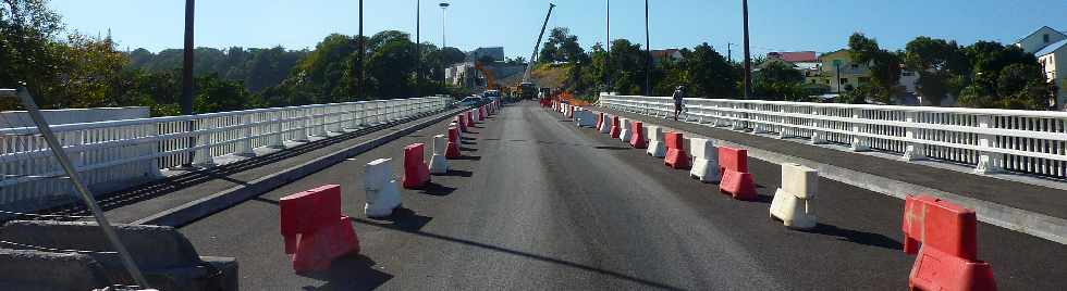 St-Joseph - Nouveau pont sur la Rivire des remparts