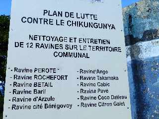 St-Philippe - Plan de lutte contre le chikungunya - Nettoyage de 12 ravines