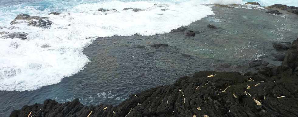 St-Philippe - Vagues sur La Table