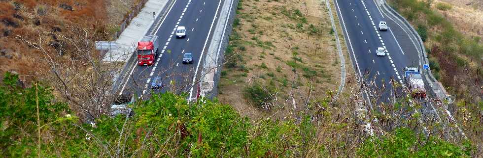 St-Paul -  Route des Tamarins - Tunnels