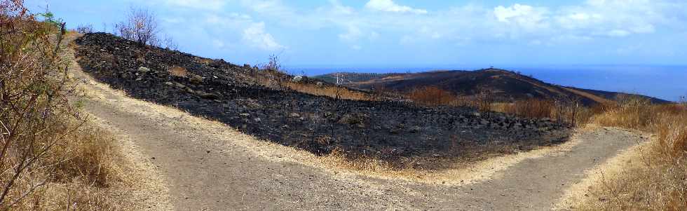 St-Paul - Cap la Houssaye - Incendies du 16 octobre 2012