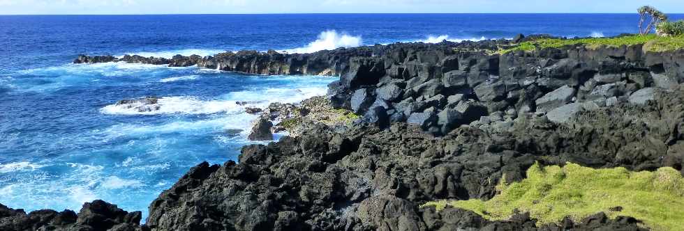 St-Philippe -  Pointe de coule dans la mer