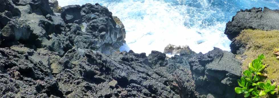 St-Philippe - Sentier littoral vers le Puits arabe