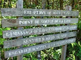 St-Philippe - Sentier longeant la fissure de mars 1986 -