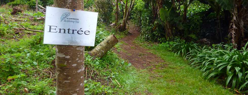 St-Joseph - Grand Coude - Le Labyrinthe En Champ Th - Dans une fort de thiers ...