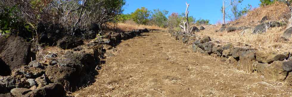 St-Paul - Chemin pav du Bernica -