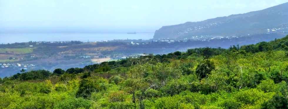 St-Paul -  ravine du Bernica - Vue sur Le Port