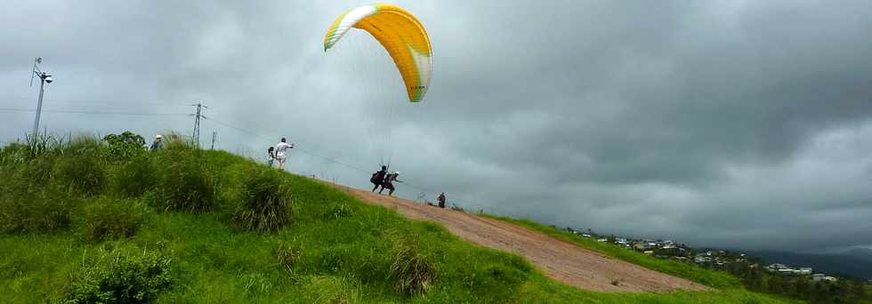 Fvrier 2014 - St-Leu - Site d'envol parapente - Colimaons 800