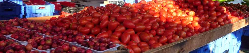 15 mars 2014 - St-Pierre - March forain - Goyaviers - Tomates