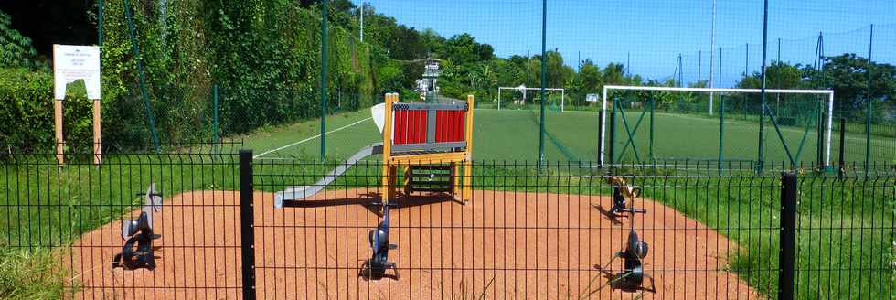 Avril 2014 - St-Paul - Stade Bellemne - Chemin Macabit -